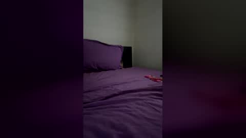 badbunnyclub69 online show from May 28, 7:56 pm