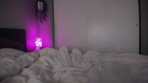 Jade online show from June 6, 3:56 am