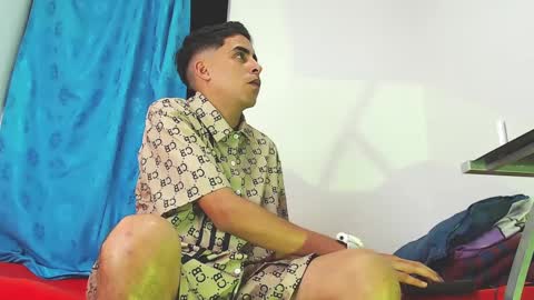 Juan Help us reach 100 likes online show from January 27, 2:20 am