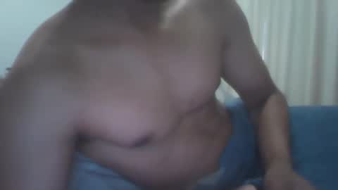 badmashlaunda143 online show from October 18, 9:41 pm