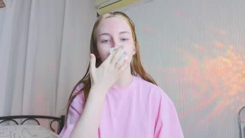 Alice online show from April 16, 2:22 am