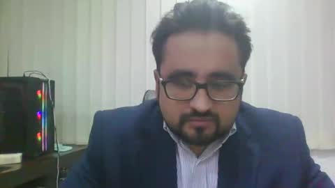 Ballbusting Slave online show from December 18, 5:15 am