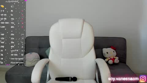 Snapshot of bam_atenea chatting on December 3, 6:55 pm Vanessa online show from December 3, 6:55 pm