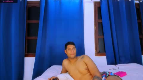 Snapshot of bamby_kitty chatting on October 20, 2:49 am cataliana online show from October 20, 2:49 am