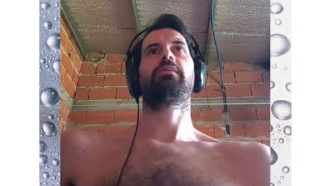 Ezequiel online show from February 12, 5:05 pm