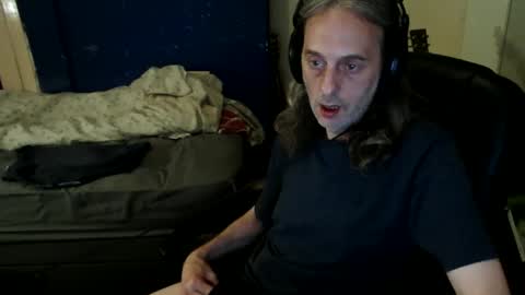 bangintoleather online show from May 31, 2:43 am