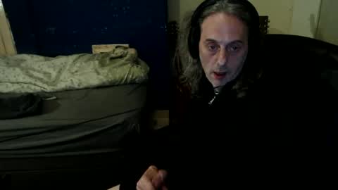 bangintoleather online show from April 10, 2:28 am