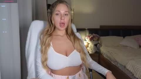 Barbara online show from November 28, 3:30 pm