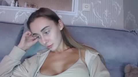 Kate online show from September 25, 9:27 am