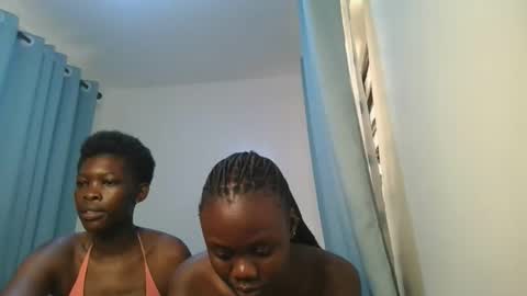 queen online show from March 26, 10:09 am