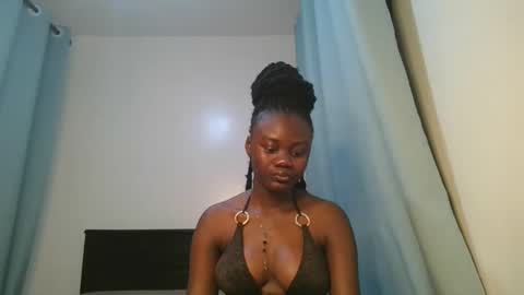 queen online show from January 31, 7:55 pm