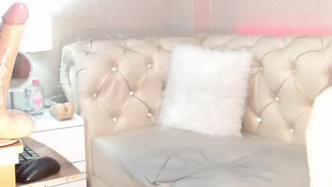 barbiefox_ online show from February 28, 10:28 pm