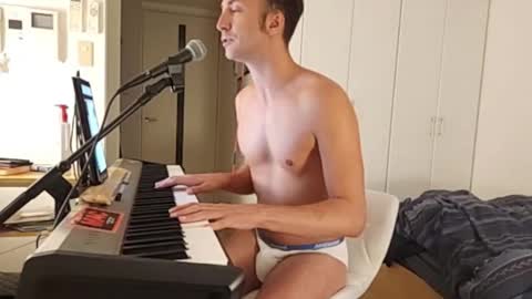 Snapshot of barebritpianist chatting on September 26, 4:04 pm BareBritPianist online show from September 26, 4:04 pm