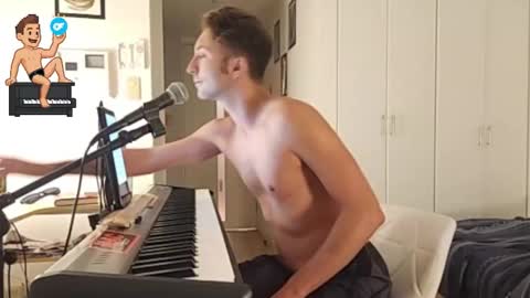 Snapshot of barebritpianist chatting on September 18, 7:34 am BareBritPianist online show from September 18, 7:34 am