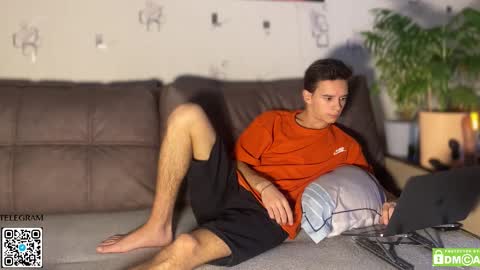 Fansly  Barney  and Kevin T  online show from November 10, 4:59 am