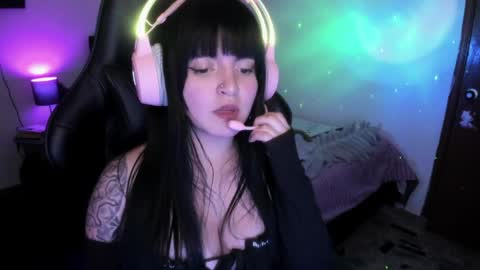  . 111 online show from April 9, 6:19 am