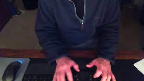 BateBro13 online show from January 8, 3:28 pm