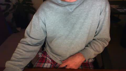 BateBro13 online show from December 5, 3:44 pm