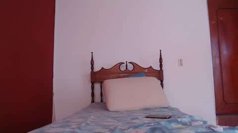 bayonette_black online show from September 25, 12:45 pm