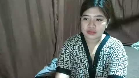 bbflower29 online show from April 15, 7:49 pm