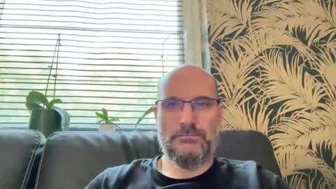 bcbg68 online show from May 2, 12:33 pm