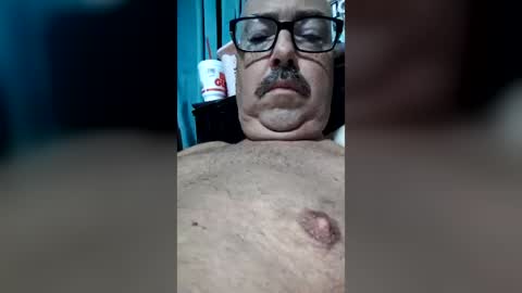 bdeano71 online show from July 30, 5:19 am