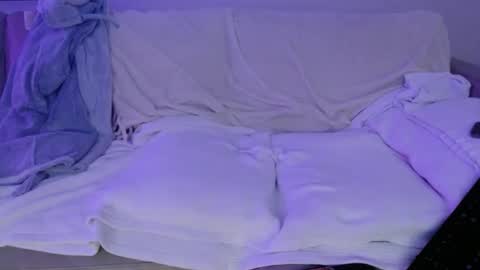 BeachyMILF online show from February 8, 12:47 am