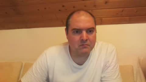 Snapshot of bear037 chatting on September 30, 7:35 pm bear037 online show from September 30, 7:35 pm