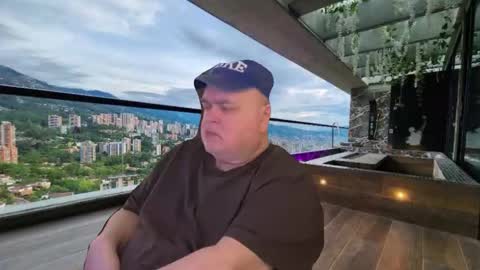 Dookie online show from January 6, 5:39 pm