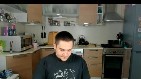 bear_beer130 online show from April 24, 2:08 pm