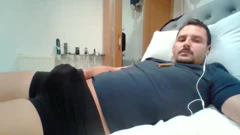 bearboudior online show from November 10, 4:32 pm