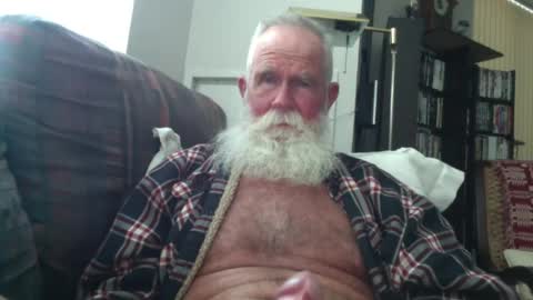 beardbushy online show from July 10, 4:23 pm