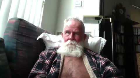 beardbushy online show from March 20, 7:52 pm