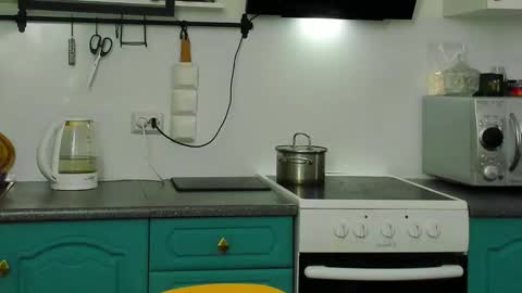 Zeus online show from March 12, 12:20 pm