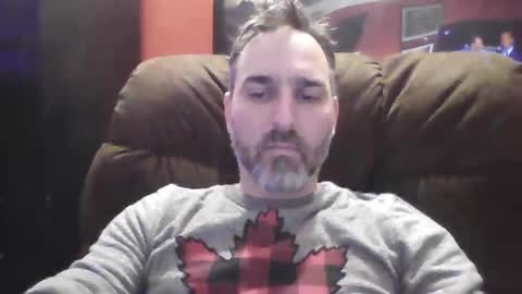 Snapshot of beardedambition chatting on February 21, 12:05 am beardedambition online show from February 21, 12:05 am