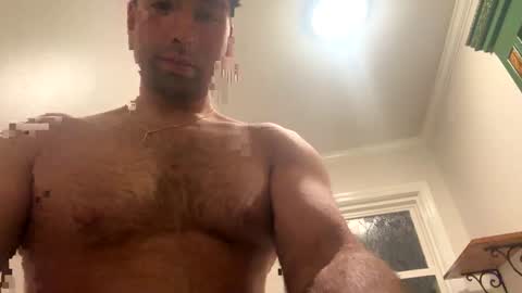Beastandbeauty0313 online show from December 5, 7:10 am