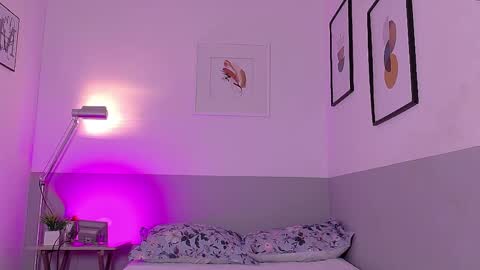 Shalom  online show from April 22, 9:22 pm