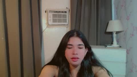 TRIXIE online show from March 28, 8:38 am