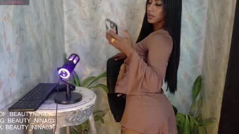 beauty_nina online show from January 15, 1:53 pm