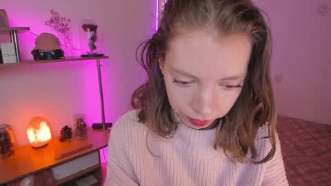 Snapshot of beautyeliise chatting on January 27, 9:23 am Eliise online show from January 27, 9:23 am