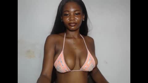 beautyslut1 online show from February 12, 7:12 am