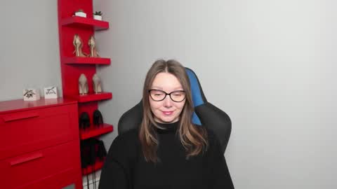 Zoe online show from November 24, 6:34 am