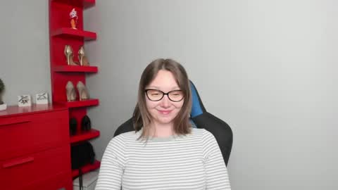 Zoe online show from May 5, 6:08 am