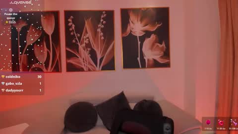 Am Becca online show from December 14, 8:04 pm