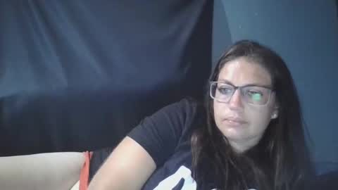 Snapshot of beccabee37 chatting on September 23, 2:16 am beccabee37 online show from September 23, 2:16 am