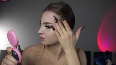 Melissa online show from March 7, 11:10 am