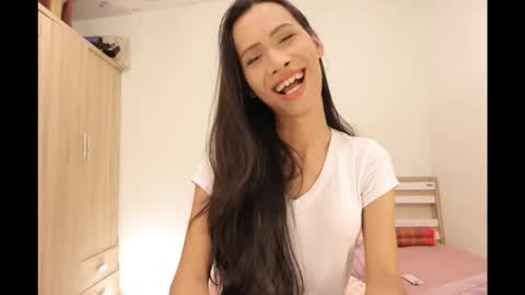 bee_thai online show from October 22, 12:14 am