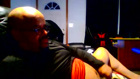 BEEF69DOG online show from April 19, 2:56 am