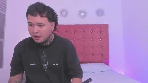 beele_and_evie online show from February 4, 7:51 pm