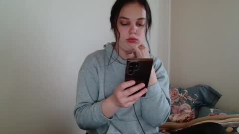 fuckharddadyback online show from April 14, 5:11 am